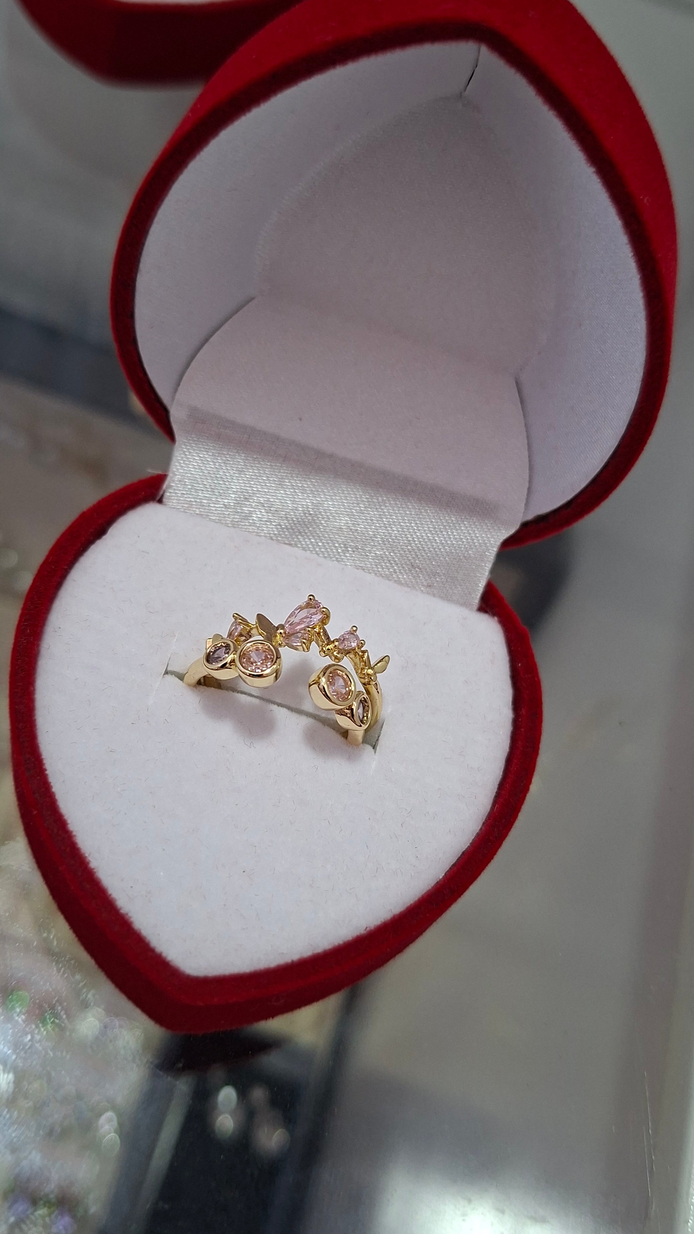 Anillo Ajustable Mariposas Rosadas 🦋| Baño de oro