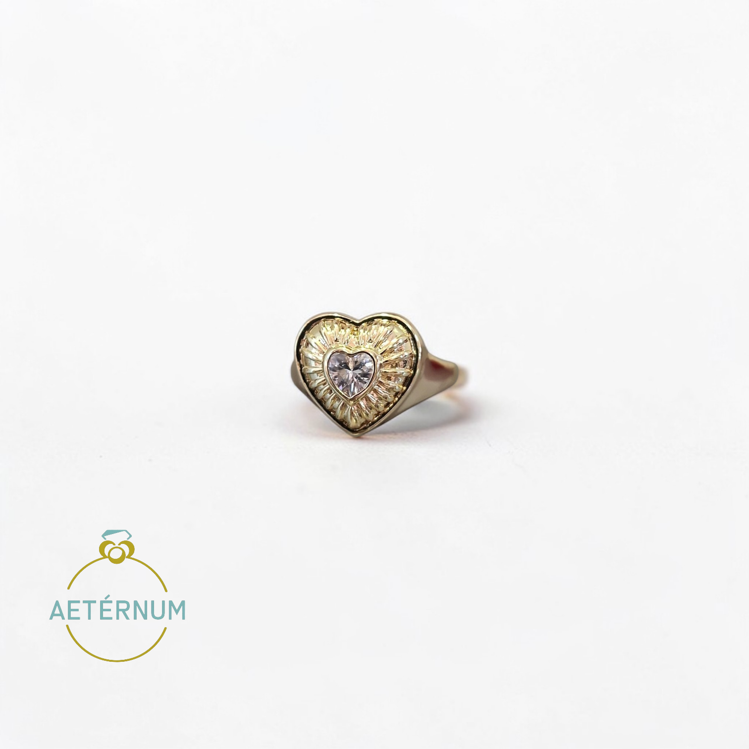 Anillo de corazón