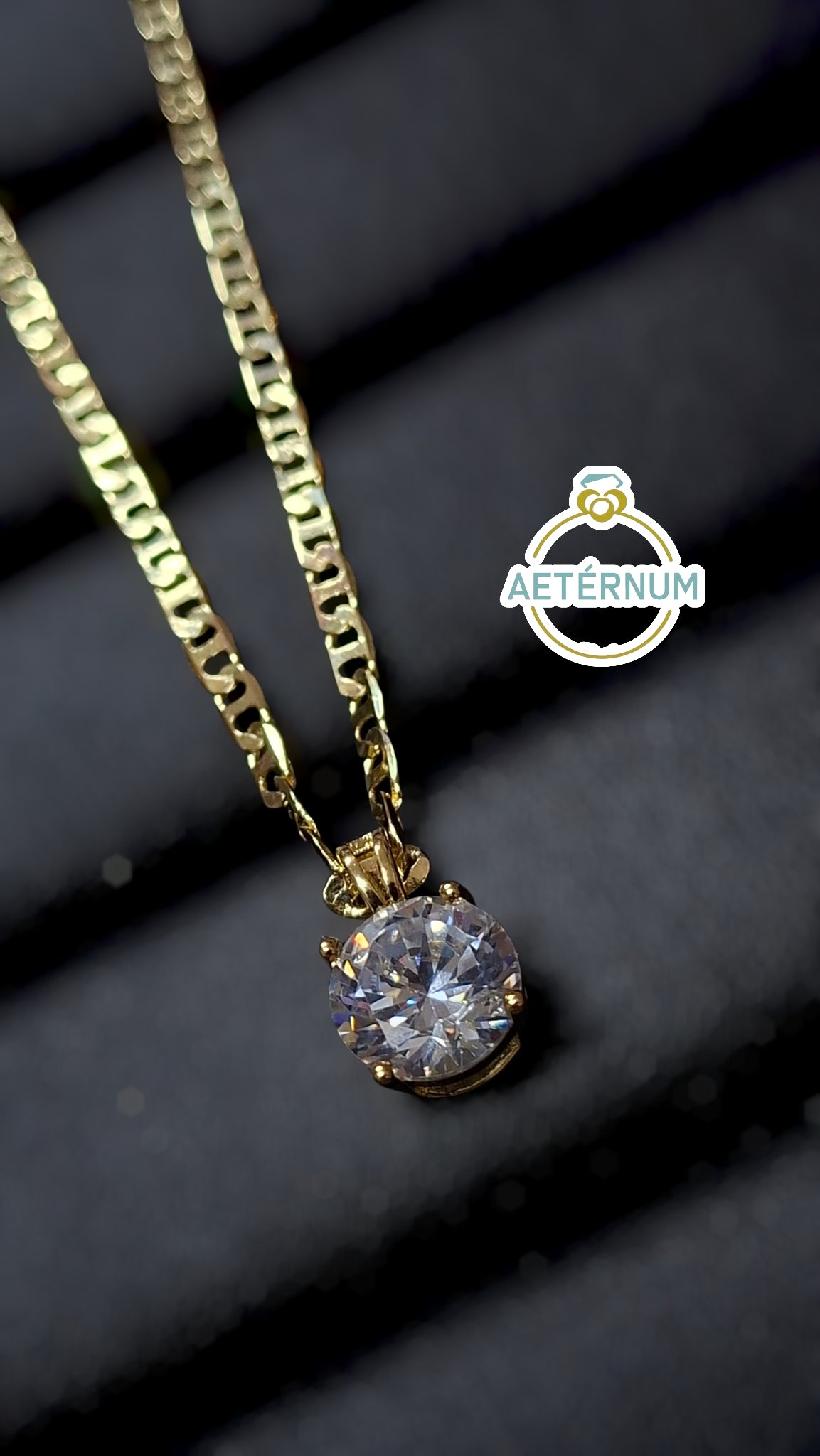 Cadena con cristal ✨️💍