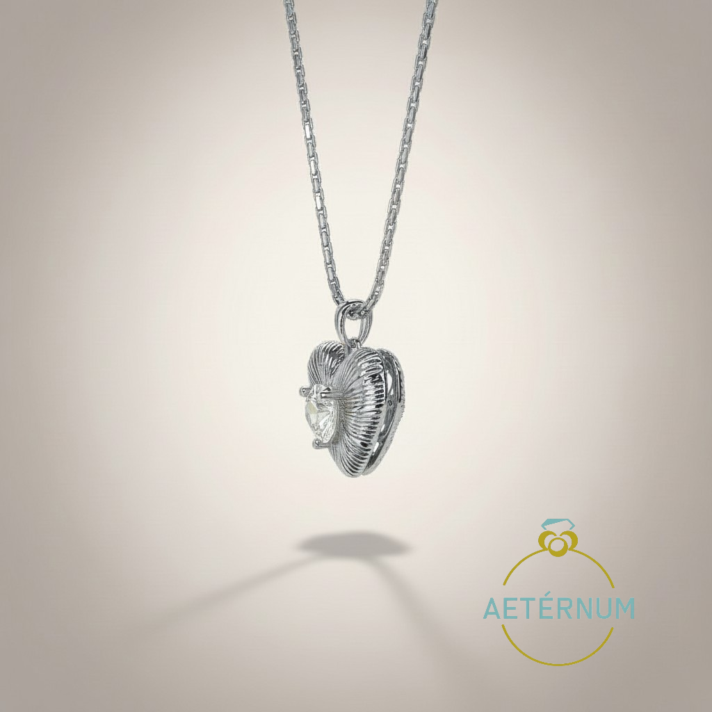 Collar de corazón 💖🤍