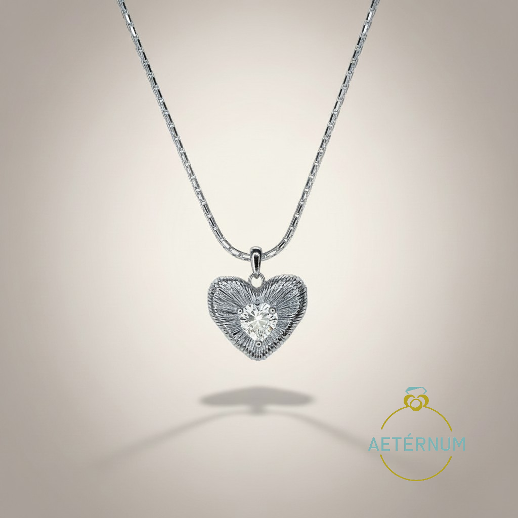 Collar de corazón 💖🤍