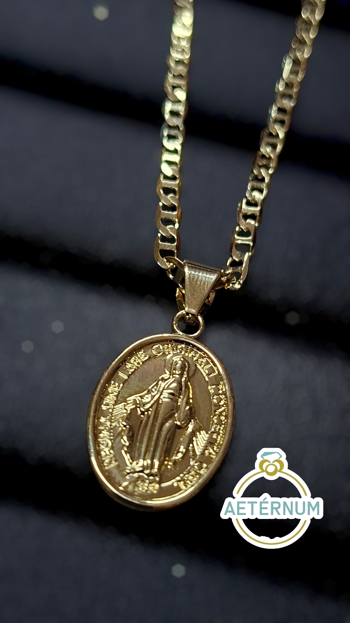 Cadena con dije de la Medalla milagrosa✝️